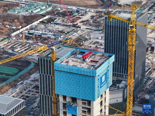 南京 空中造樓機賦能智慧建造，開啟綠色施工新篇章